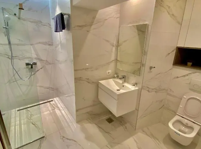 Blancris Boutique Apartment *